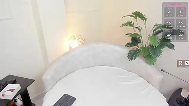 Snapshot of Nikki_Karter chatting on 03.25.26 Nikki Karter online show from 03.25.26