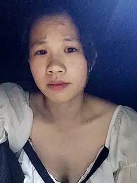 Snapshot of mit0-77 chatting on 12.16.25 mit0-77 online show from 12.16.25