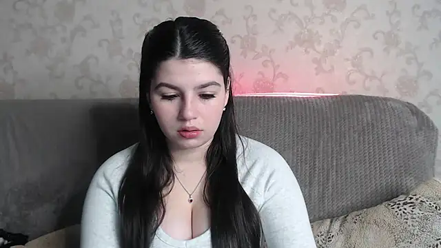 KisaModel online show from 04.04.26