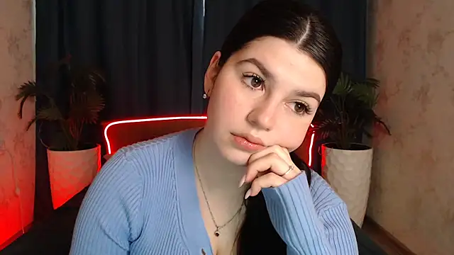 KisaModel online show from 04.09.26