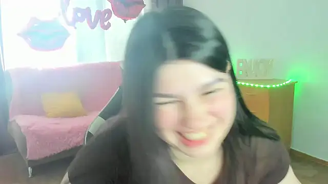 Snapshot of KisaModel chatting on 05.01.26 KisaModel online show from 05.01.26