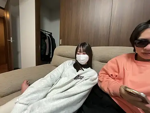 Gokujyo-Namanaka online show from 01.09.26