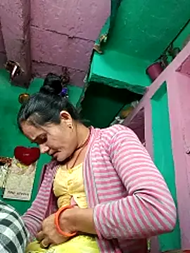 Kinjal pande online show from 12.20.25