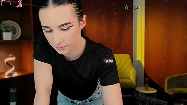 Snapshot of alia_skay chatting on 05.05.26 alia skay online show from 05.05.26