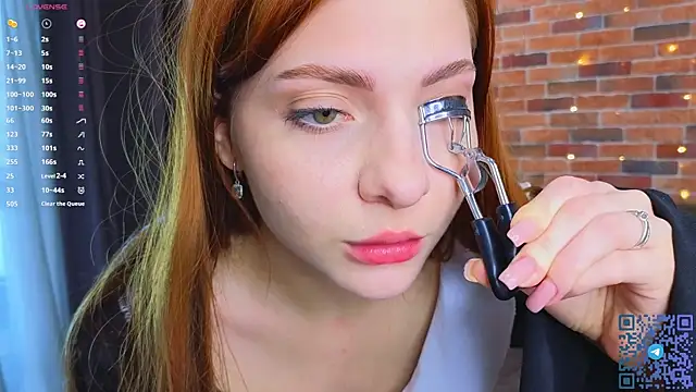 VelvetZephra online show from 04.11.26