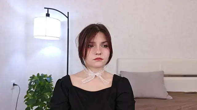 Snapshot of NyraVesperis chatting on 05.15.26 NyraVesperis online show from 05.15.26