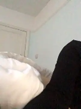 ijustturned18today online show from 01.10.26