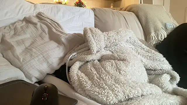 ijustturned18today online show from 01.17.26