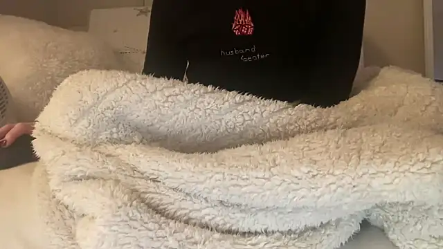 ijustturned18today online show from 02.04.26