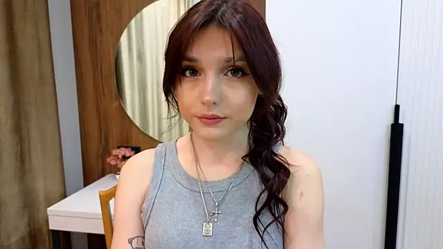 Snapshot of NatishaAlpern chatting on 02.05.26 NatishaAlpern online show from 02.05.26