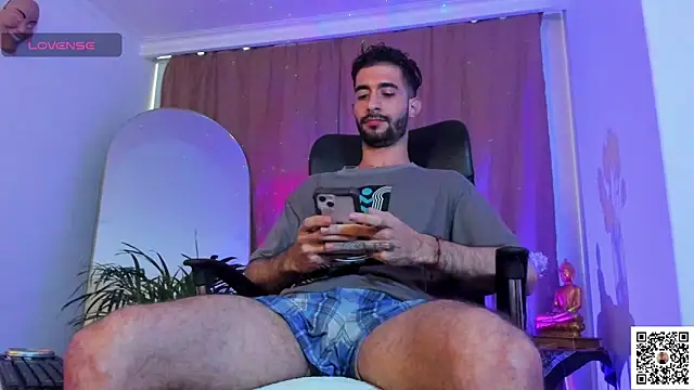 Snapshot of _YOURHERO chatting on 02.23.26 YOURHERO online show from 02.23.26