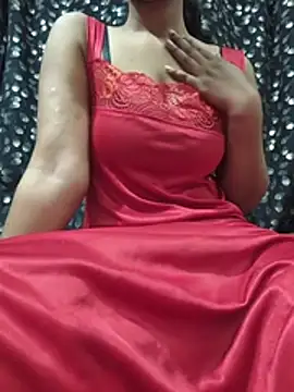 Snapshot of Rose1728 chatting on 03.02.26 Rose1728 online show from 03.02.26