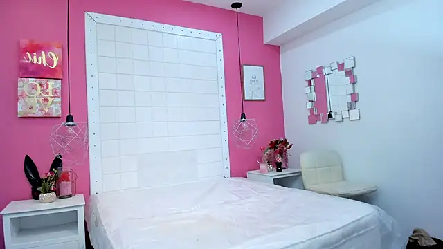 Snapshot of rousse_millers chatting on 03.27.26 rousse millers online show from 03.27.26