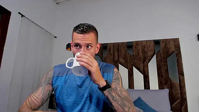 J king   online show from 04.11.26