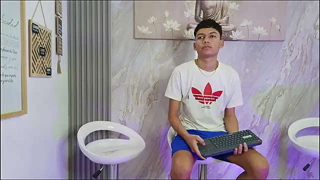 HORNY PRETTY online show from 02.07.26