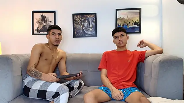 HORNY PRETTY online show from 04.14.26