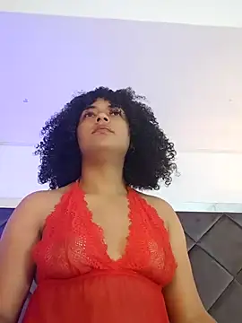 LunaaCurly online show from 02.28.26