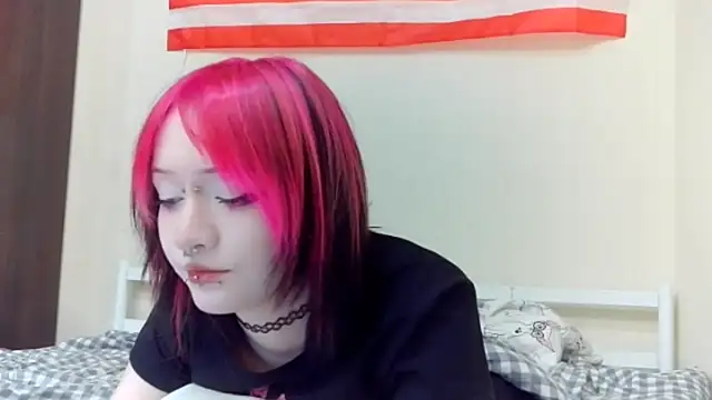 Shine Luna online show from 02.13.26