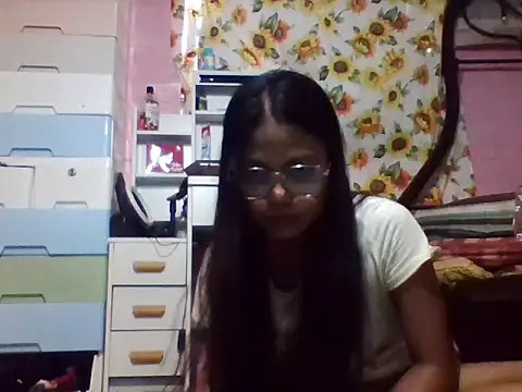 SexyApril online show from 12.17.25