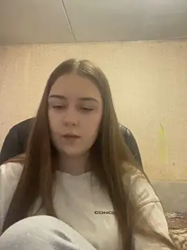 Snapshot of Yaseniya_ chatting on 01.06.26 Yaseniya online show from 01.06.26