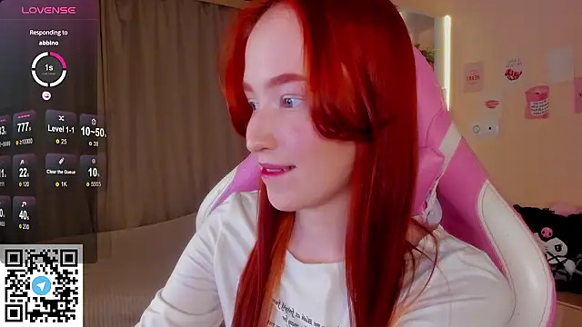 Snapshot of sunflare_ chatting on 02.07.26 sunflare online show from 02.07.26