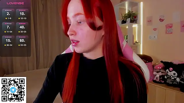 Snapshot of sunflare_ chatting on 02.11.26 sunflare online show from 02.11.26