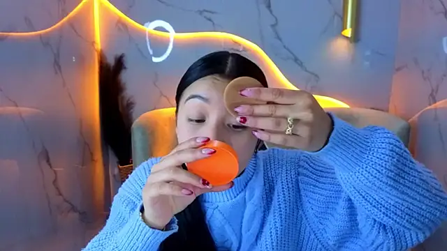 Sofi Adams Tx online show from 01.06.26