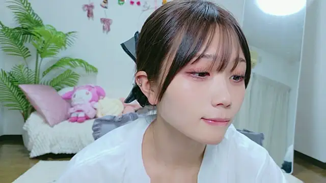 ayu-jpnk online show from 04.15.26