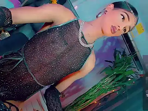 agathaferrer3 online show from 04.18.26