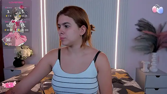 Snapshot of VivianOwen9 chatting on 02.10.26 VivianOwen9 online show from 02.10.26