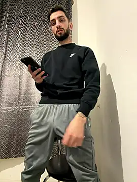 Snapshot of Juliann69Ramiro chatting on 01.08.26 Juliann69Ramiro online show from 01.08.26