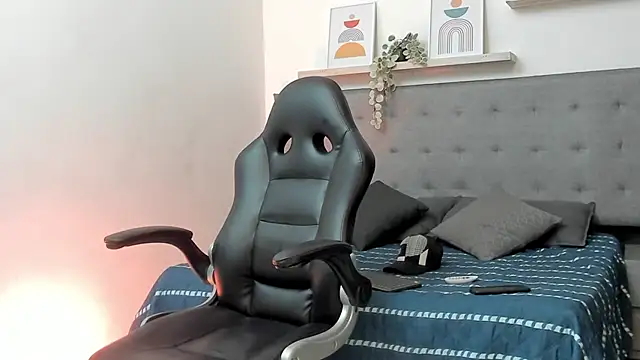 sebastamayo  online show from 02.02.26