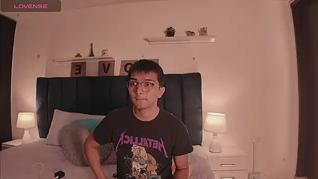 Snapshot of Archie_77 chatting on 02.19.26 Archie 77 online show from 02.19.26