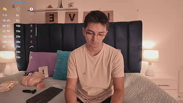 Snapshot of Archie_77 chatting on 02.25.26 Archie 77 online show from 02.25.26