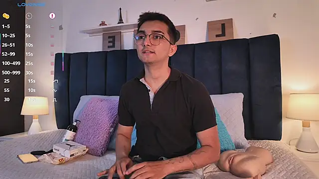 Snapshot of Archie_77 chatting on 02.28.26 Archie 77 online show from 02.28.26