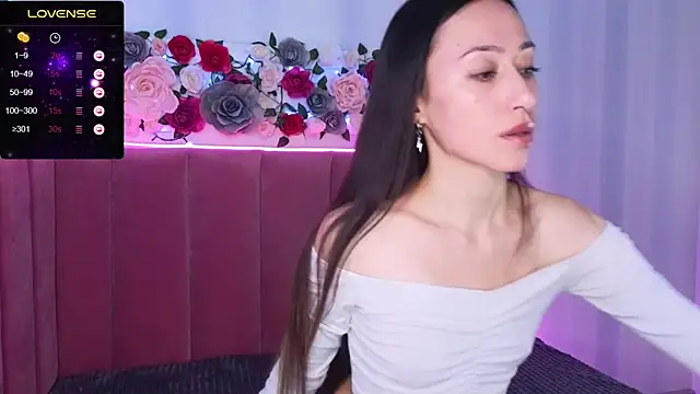 BellaNight online show from 12.16.25