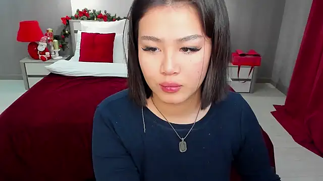 Brunette Charm online show from 12.21.25