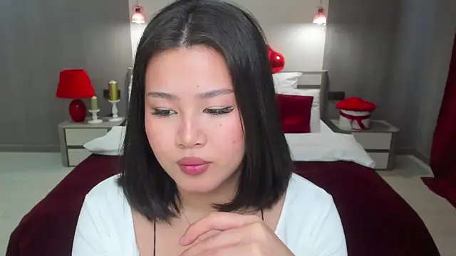 Brunette Charm online show from 03.25.26