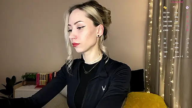 sun under skyy online show from 03.17.26