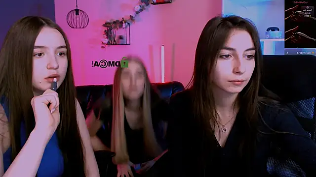 mila firee online show from 03.23.26