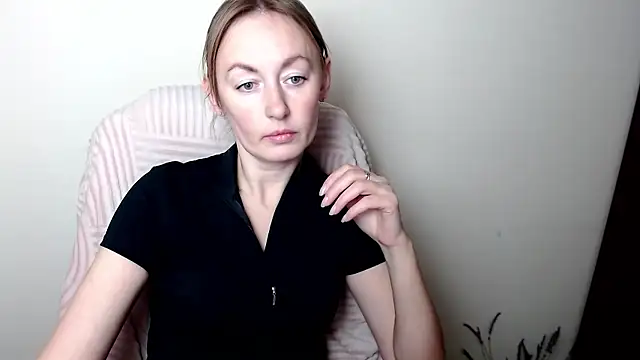 LiaSeass  online show from 01.14.26