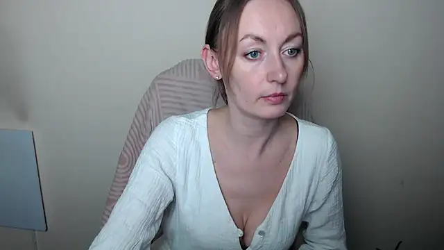 LiaSeass  online show from 04.08.26