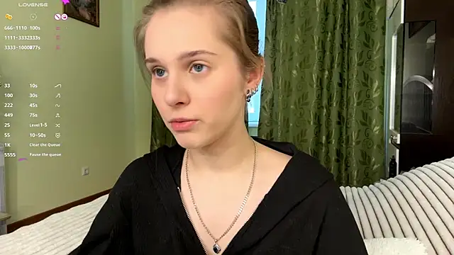 Snapshot of MiaBlanko chatting on 01.06.26 MiaBlanko online show from 01.06.26