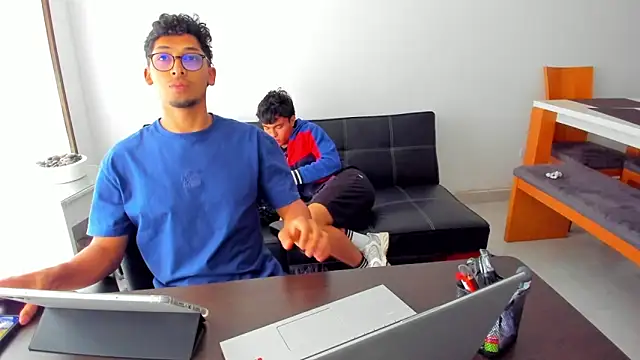 toritoga online show from 04.10.26