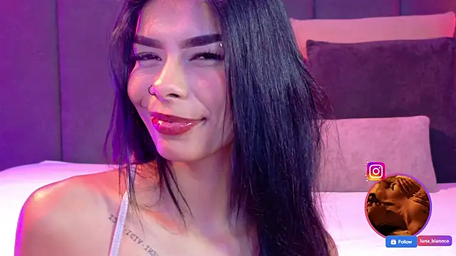 luna blannco online show from 04.04.26