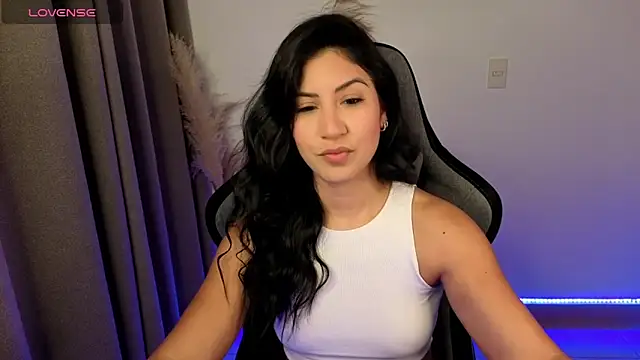 Snapshot of chloebum_ chatting on 05.19.26 chloebum online show from 05.19.26