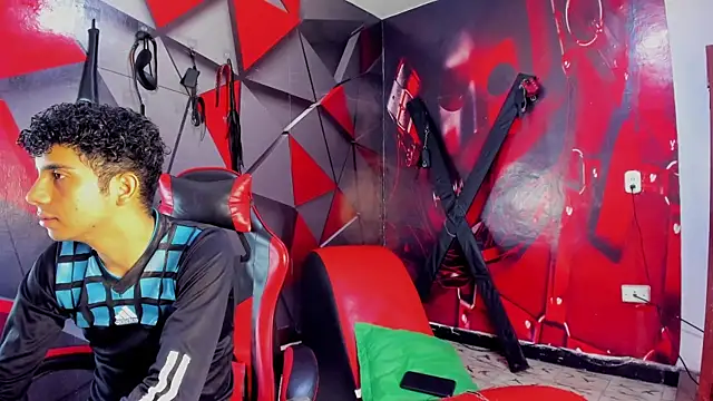 Hot Boys Without Limits online show from 01.10.26