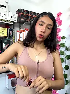 lunaluxury22 online show from 01.18.26