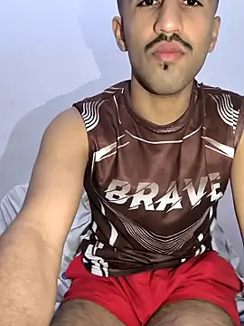 Snapshot of twinkarabboy chatting on 02.14.26 twinkarabboy online show from 02.14.26