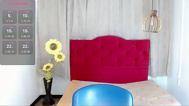 camila vasquez  online show from 12.19.25